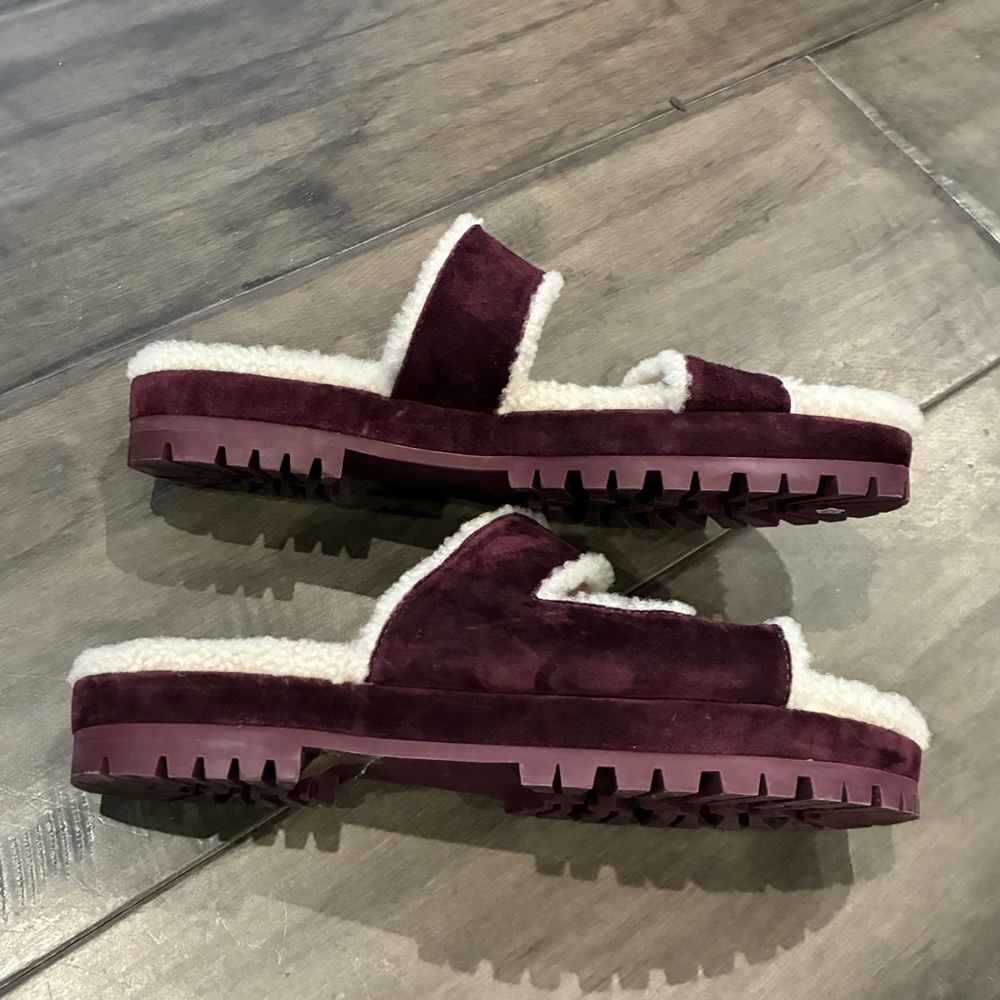 Tamara Mellon Roam Shearling Sandals in Burgundy - Size 39 (US 8.5)